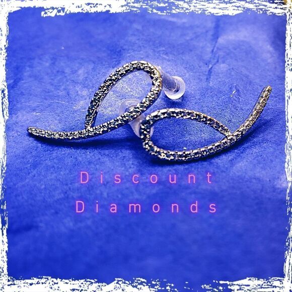 New Women's Clear White Diamond Dangle Stud Back Earrings o… - Picture 4 of 7